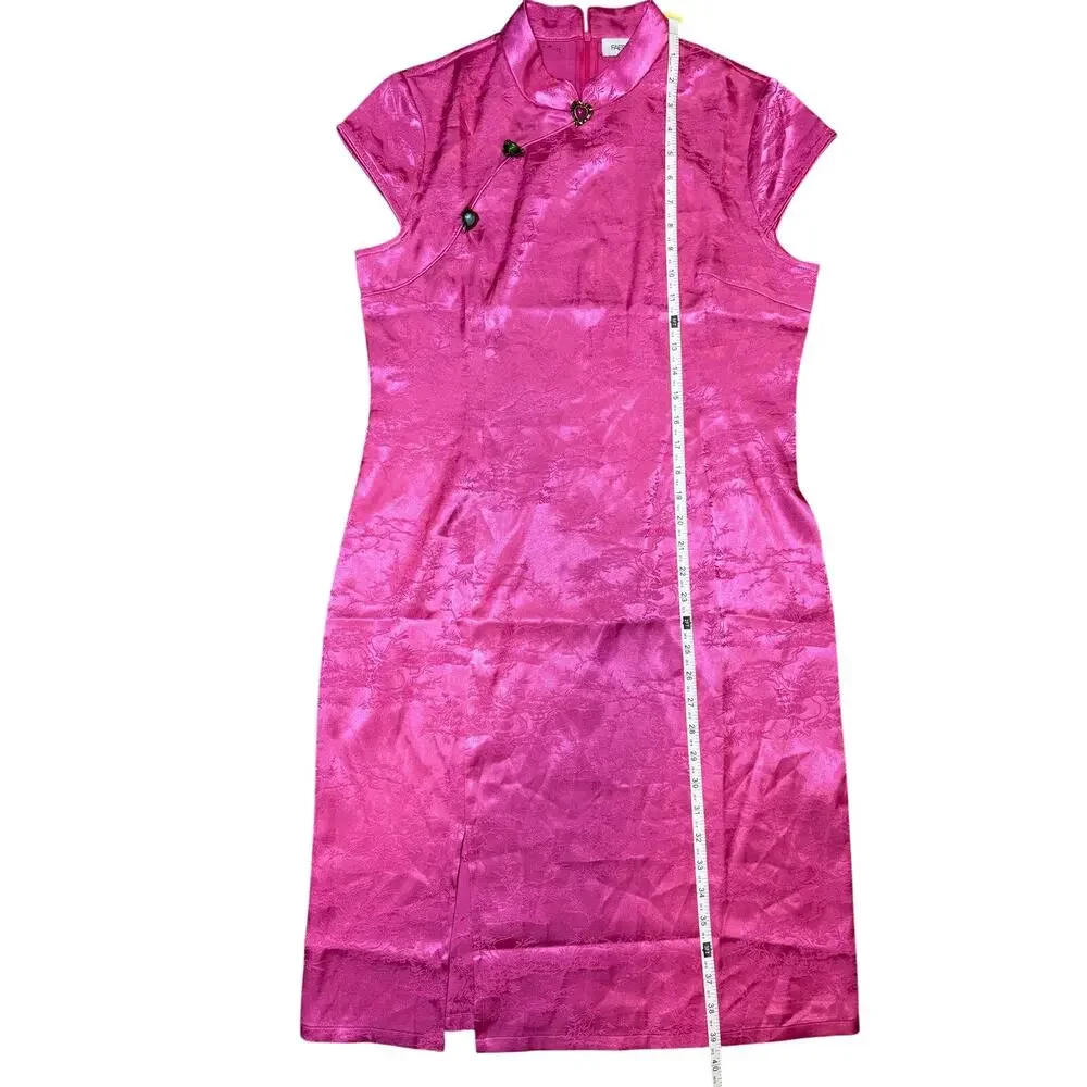 Lovely Faeriesty Pink Dress Size L - New with Minor Button Flaw - Picture 4 of 6